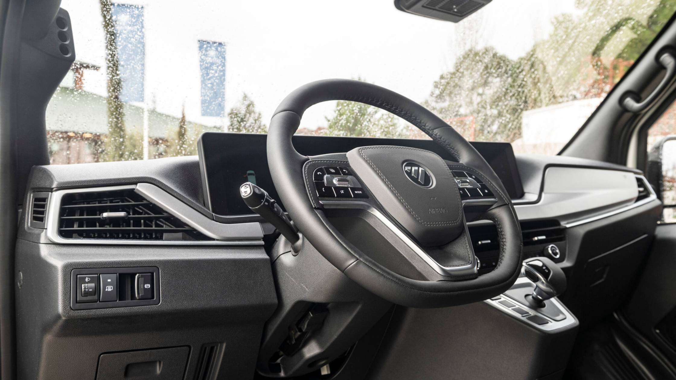 FOTON eToano INTERIOR VOLANTE